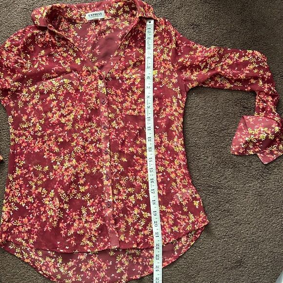 Express Portofino Floral Print Button Down Blouse - Picture 8 of 8
